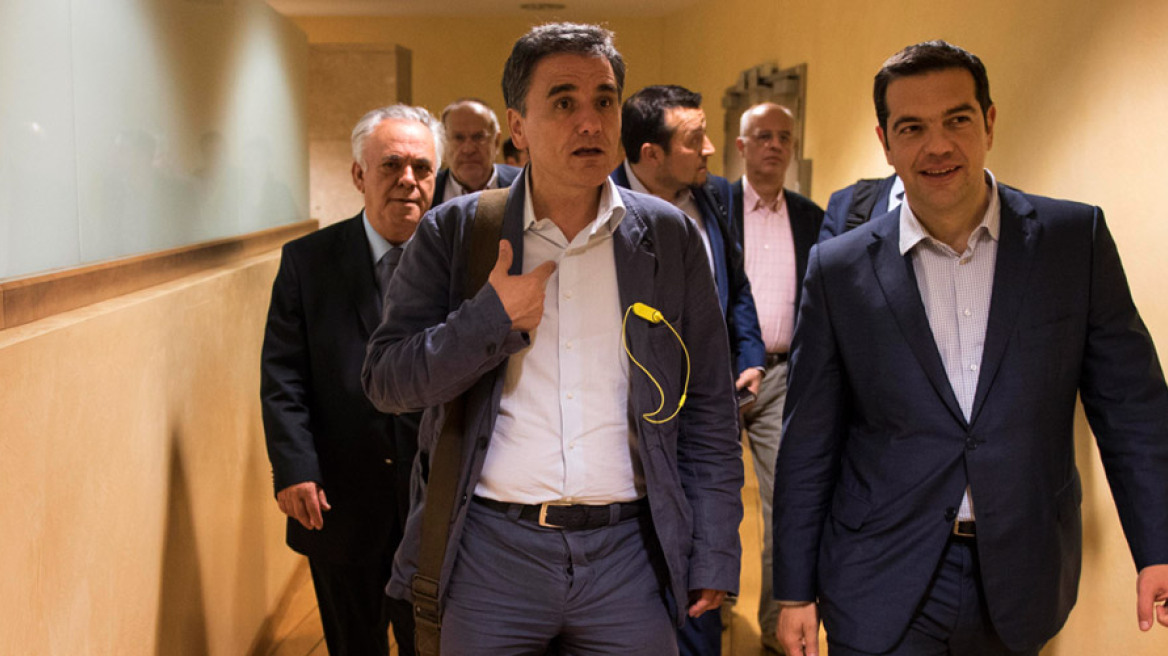 «Ρήγμα» στον ΣΥΡΙΖΑ: Για λαϊκισμό και ηγεμονική συμπεριφορά κατηγορούν τον Τσίπρα οι «53»