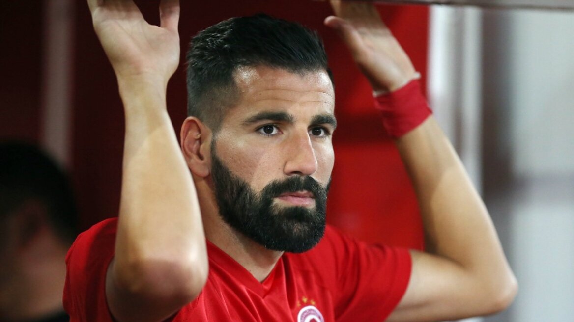 Διαψεύδουν στην Μπέτις για Σιόβα