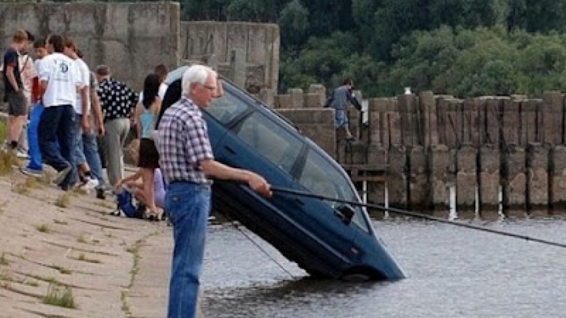Παρκαρίσματα για... όσκαρ - Τι έκανε ταξιτζής «θεός» στην Ελλάδα