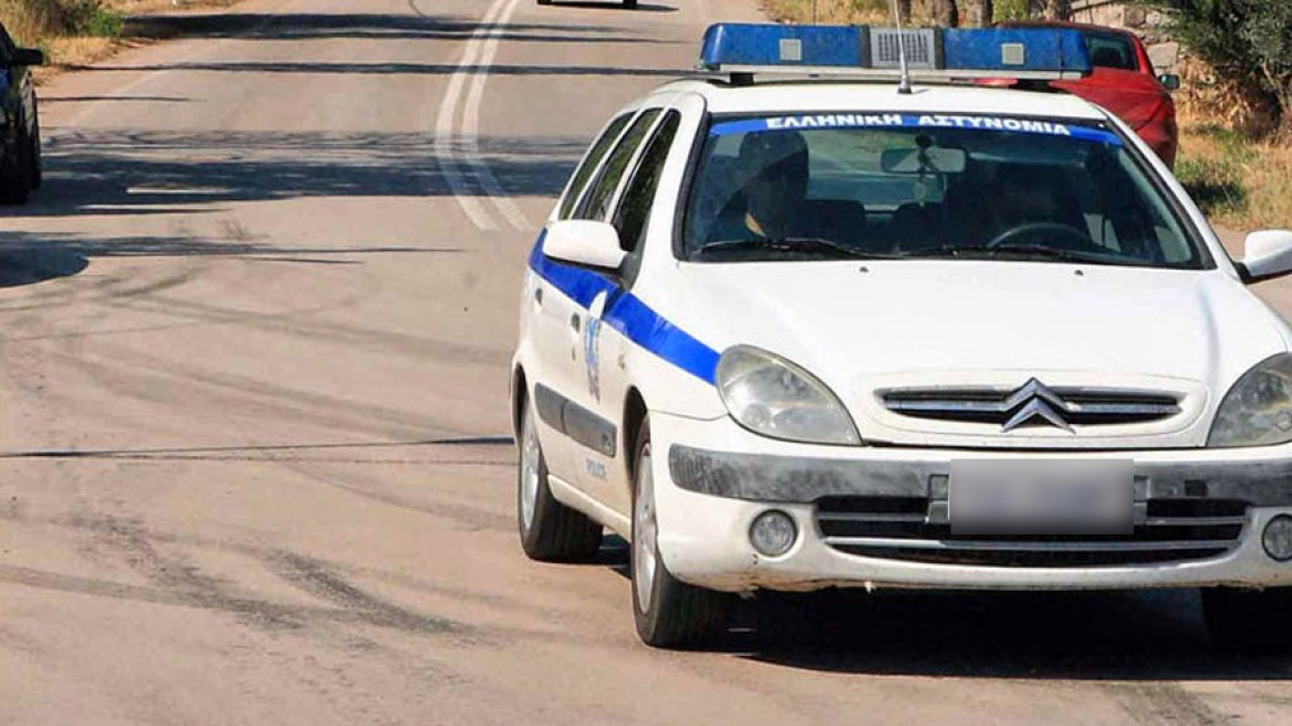 Τρόμος στα Λιμανάκια της Βάρκιζας: Λήστεψαν νεαρό ζευγάρι