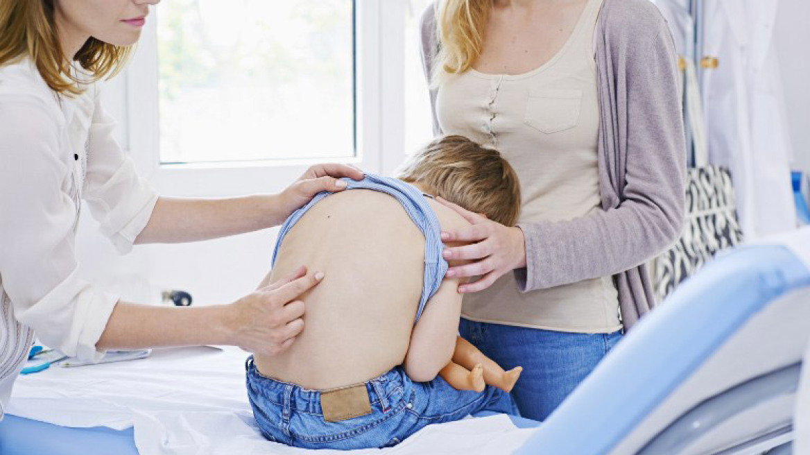 Θεσσαλονίκη: Μαθητής δημιούργησε συσκευή για κατ'οίκον μέτρηση της σκολίωσης