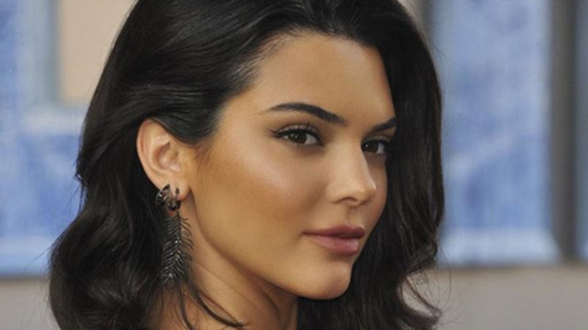 Έχετε δει το αγόρι της Kendall Jenner;