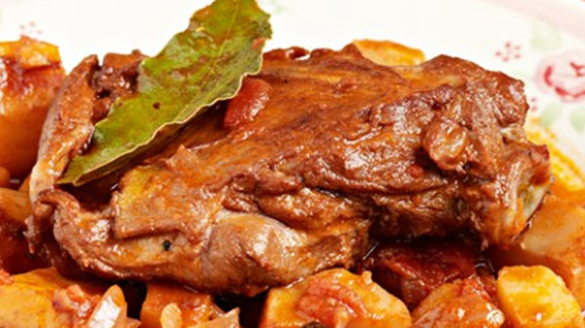 Πατατάτο Αμοργιανό κατσικάκι