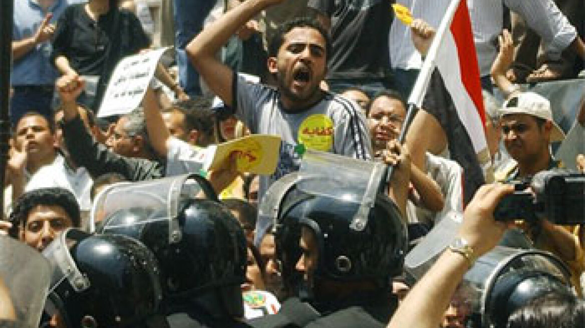 Τουλάχιστον 20 νεκροί από τα επεισόδια 