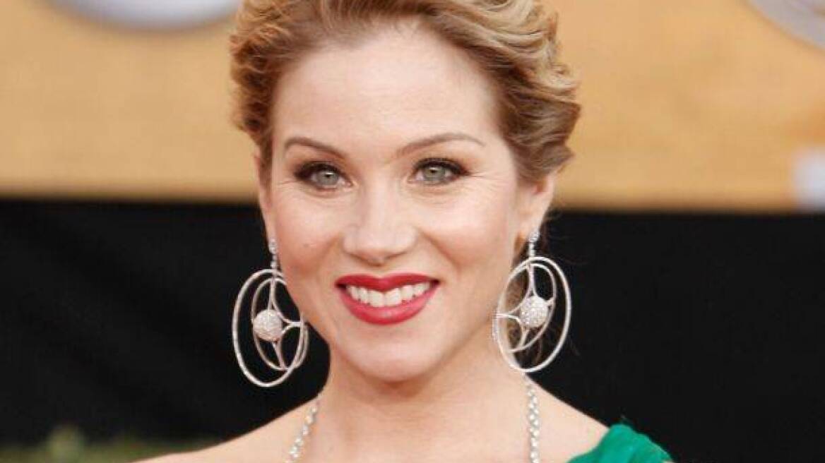 Μανούλα η Κριστίνα Απλγκέιτ!