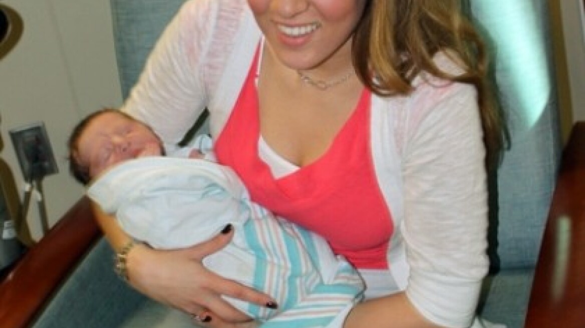 Τίνος είναι το παιδί Καλομοίρα;