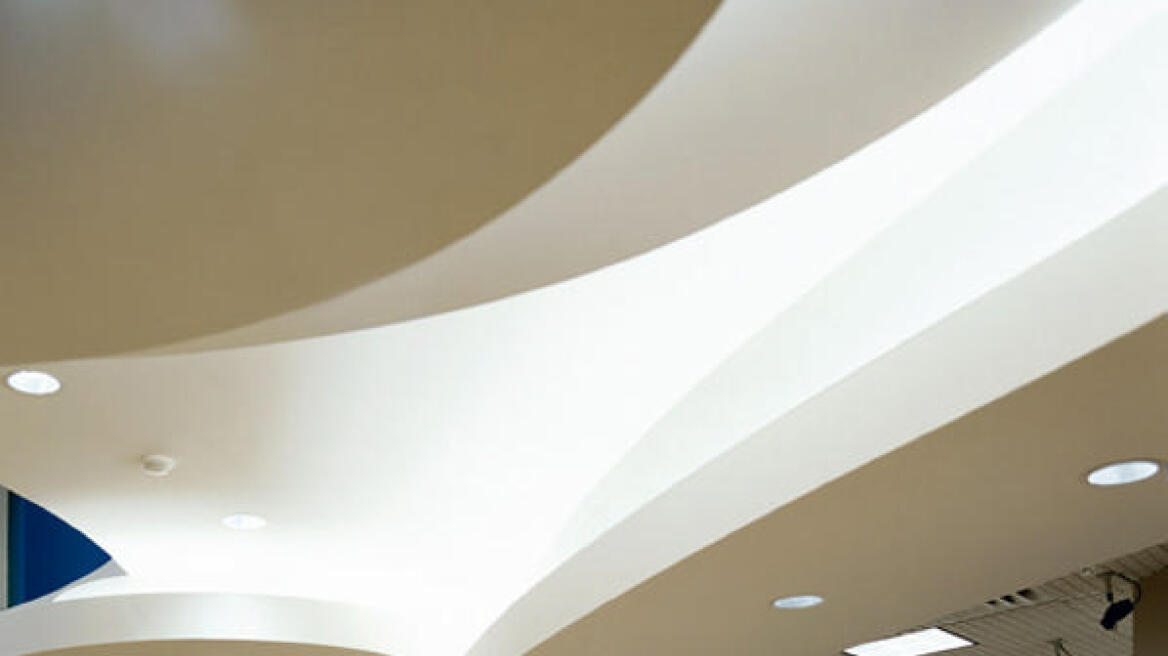 Ανοίγει τις πύλες του το νέο εμπορικό κέντρο River West στον Κηφισό