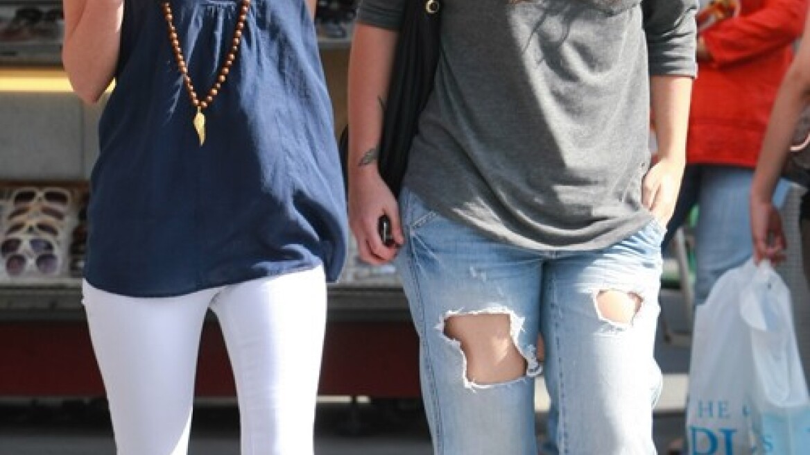 Megan Fox: Βόλτα με την αδερφή της