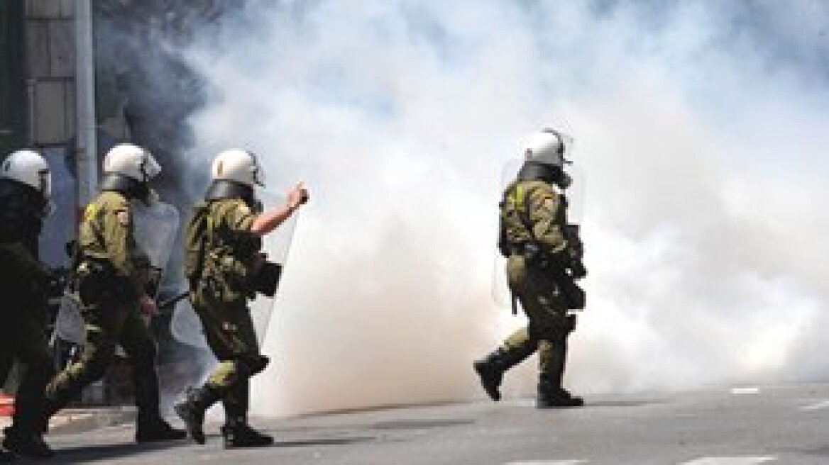 Στον εισαγγελέα οι συλληφθέντες στα επεισόδια της Τετάρτης