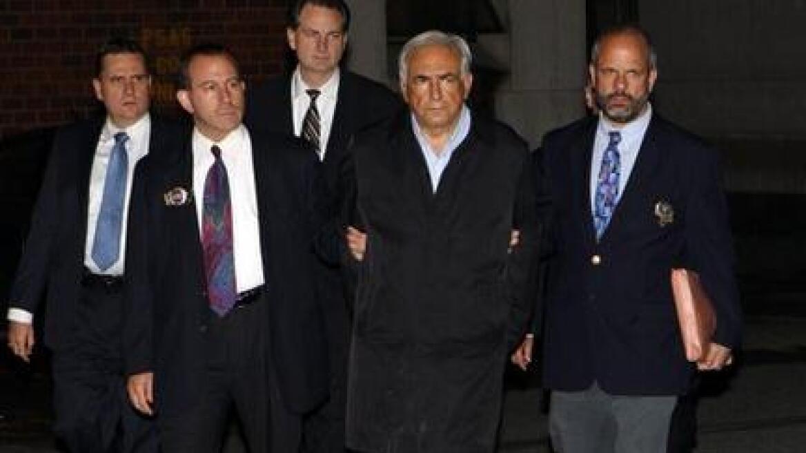 Ο «βασιλιάς» του... ΔΝΤ είναι γυμνός