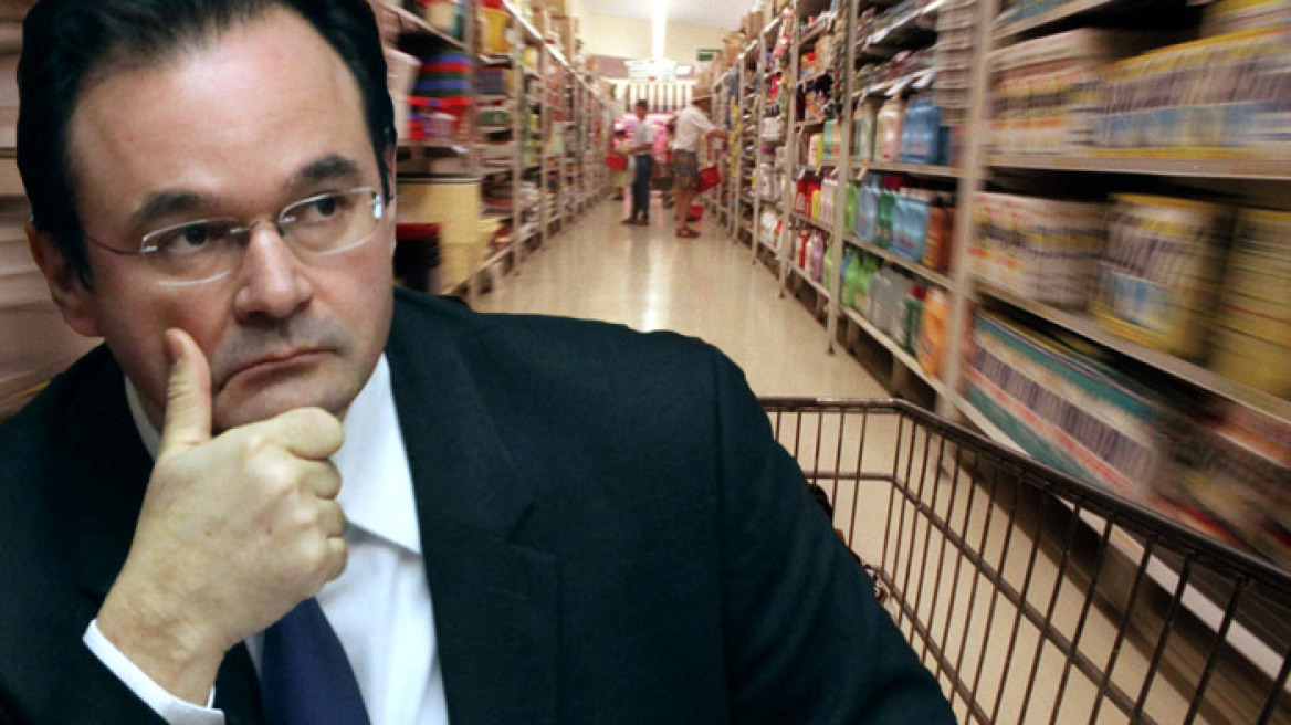 Στο τραπέζι και πάλι η αύξηση του ΦΠΑ!