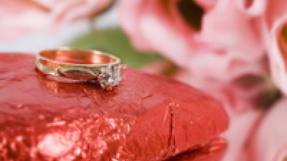 Οταν διαλύεται ο αρραβώνας, τα δώρα επιστρέφονται!