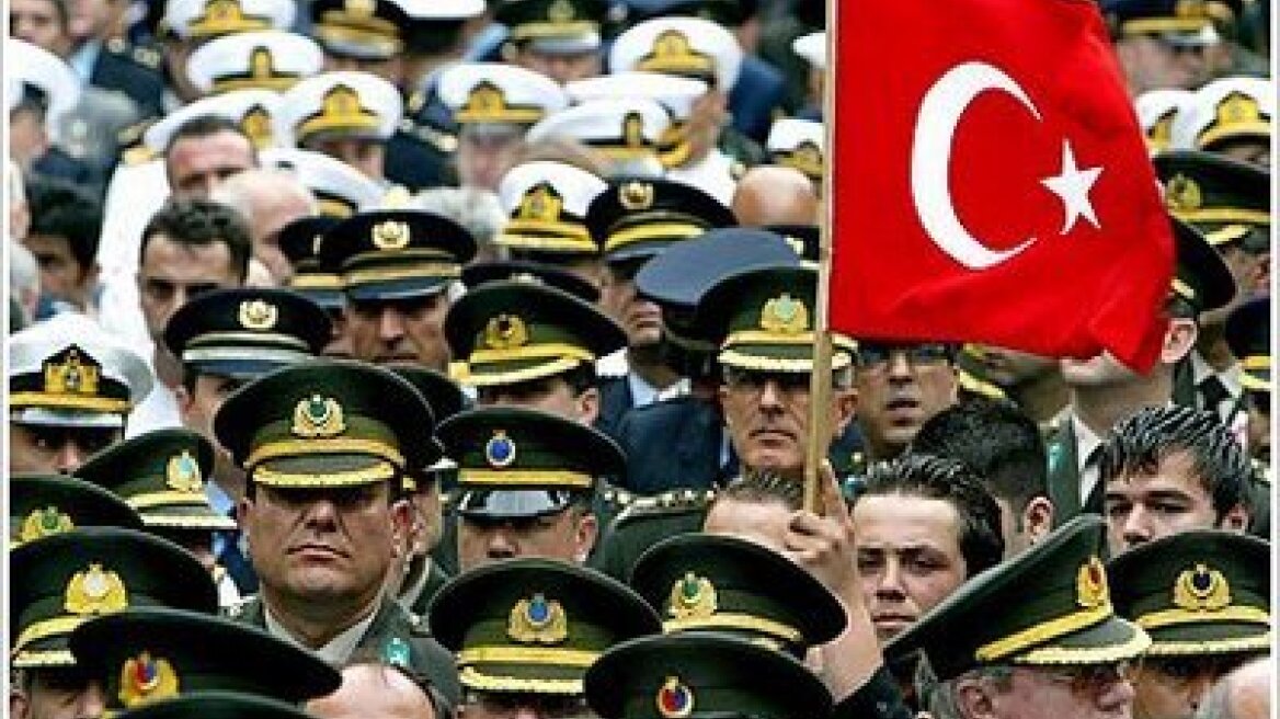 Παραιτήθηκε η στρατιωτική ηγεσία της Τουρκίας 