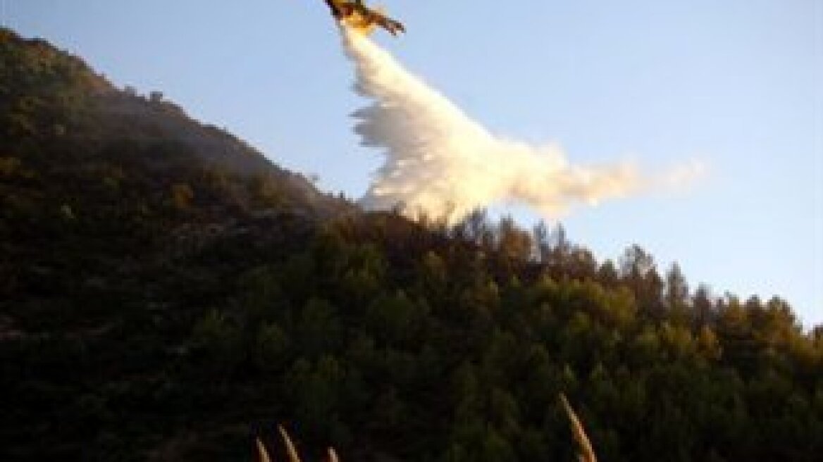 Wildfire raging in Evros