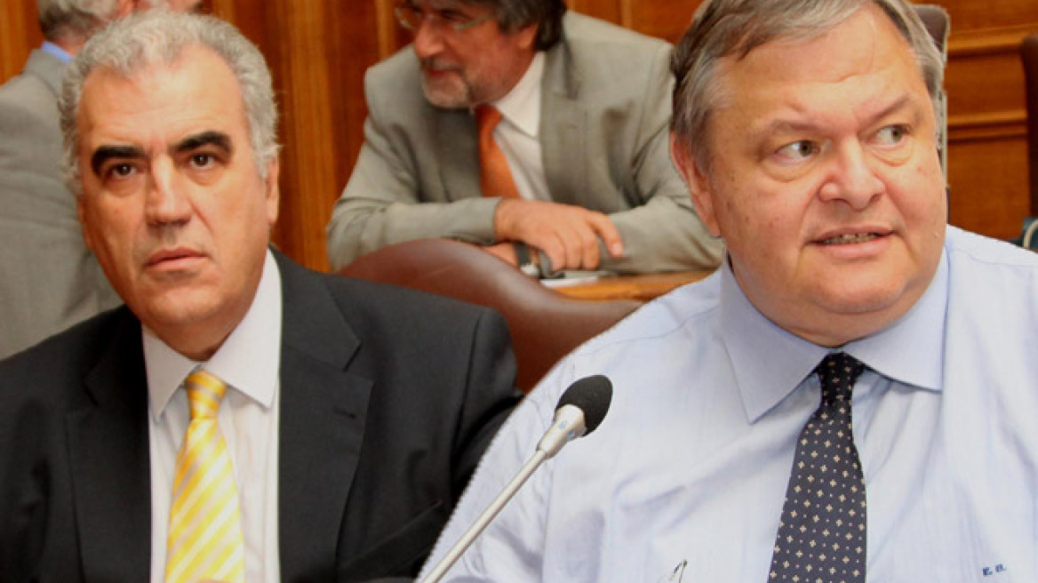 Επιμένει για απολύσεις η Τρόικα!