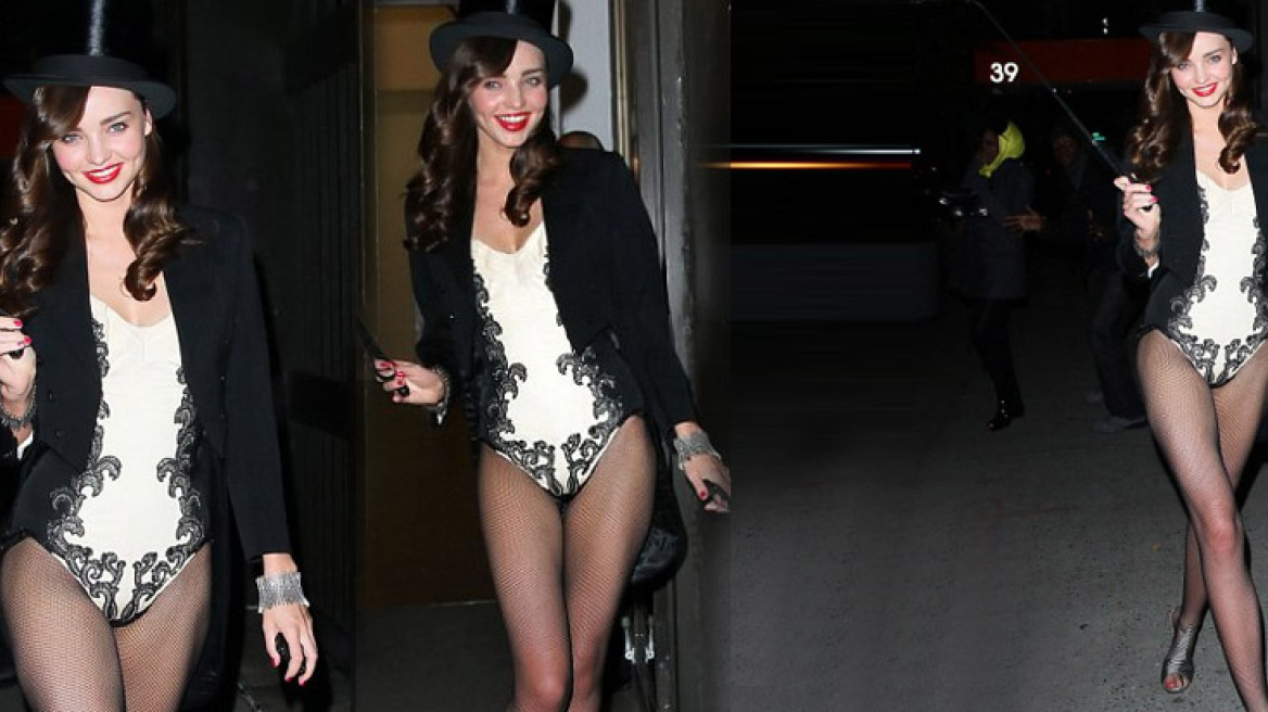 Γδύθηκε για το …Halloween η Miranda Kerr