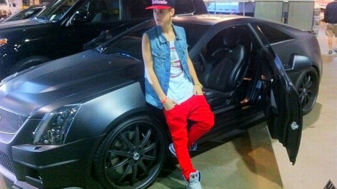 Justin Bieber: Με Cadillac CTS-V coupe!