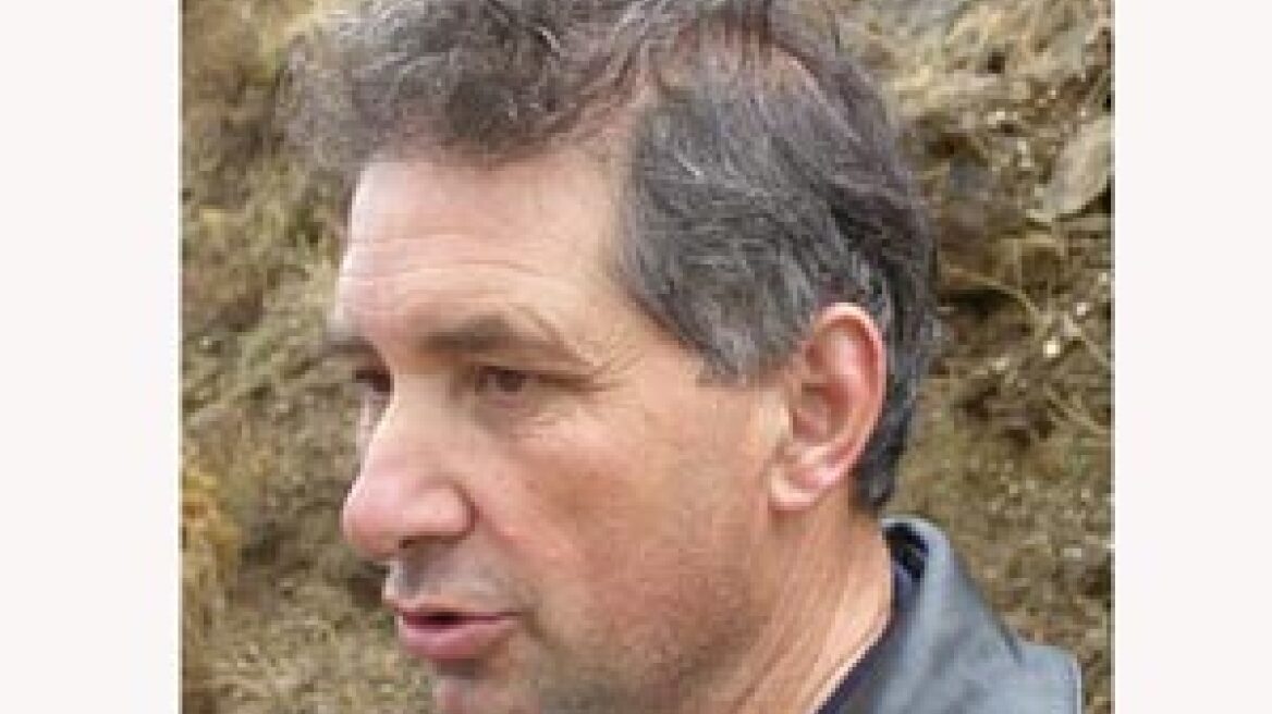 Προπηλάκισαν τον Ηλία Κουνιαρέλλη