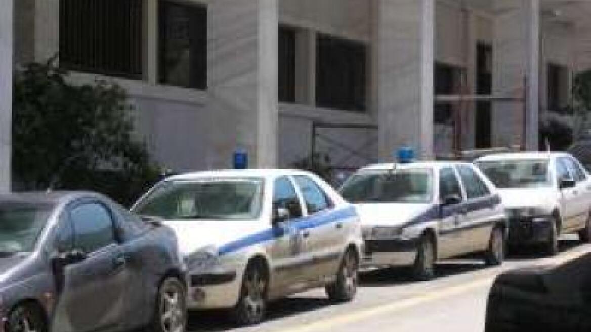 Χειροπέδες σε 18 μέλη της συμμορίας “Loco’s” στη Χίο!