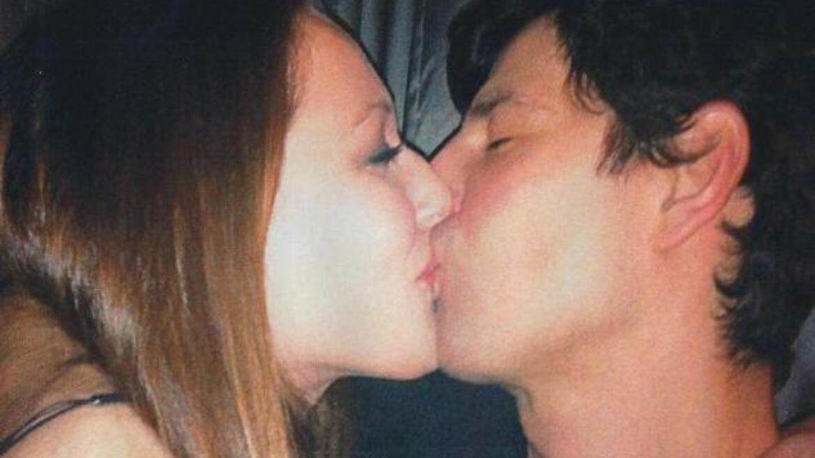 Το παθιασμένο φιλί του Σάκη και της Κάτιας 