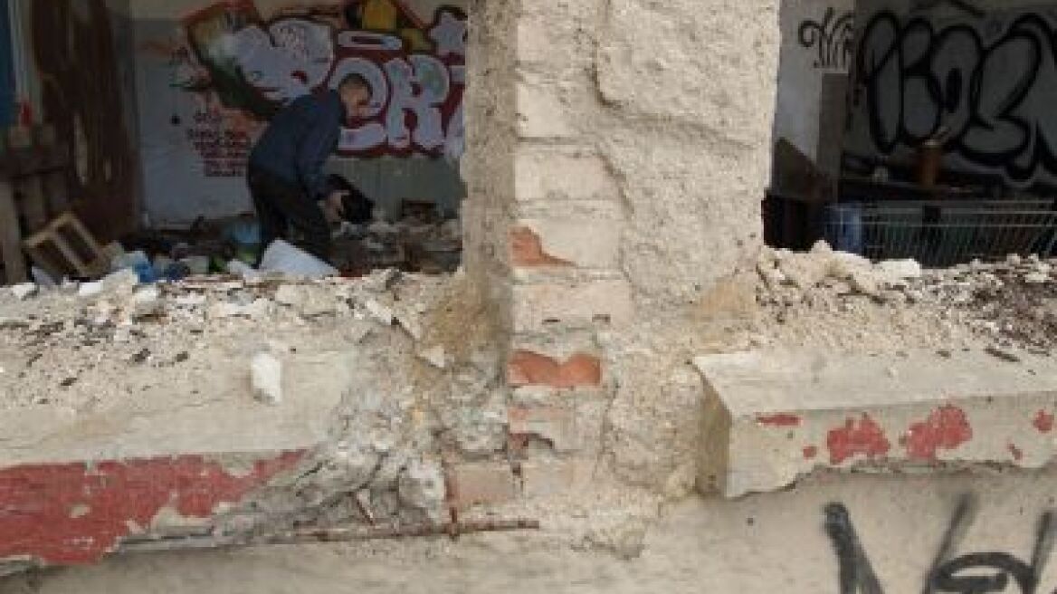 Επιχείρηση της αστυνομίας στο εργοστάσιο της Columbia