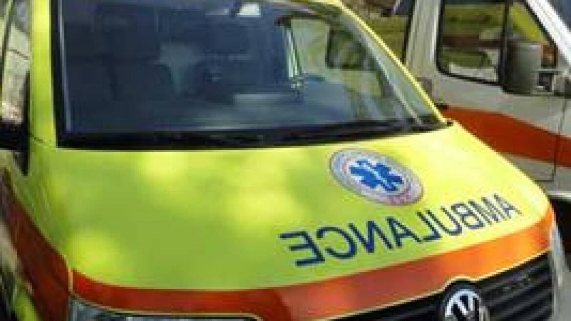 Μηχανάκι χτύπησε πεζή στην Πρέβεζα 