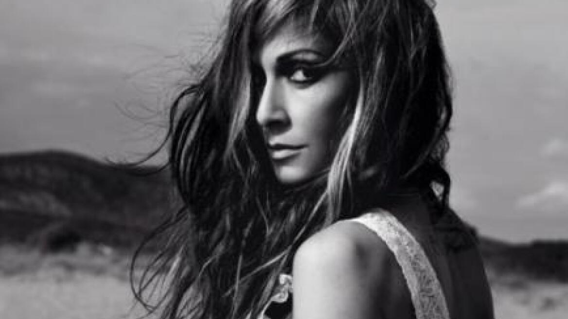 Α. Βίσση: Και πάλι στην πίστα... μετά το θάνατο του πατέρα της 