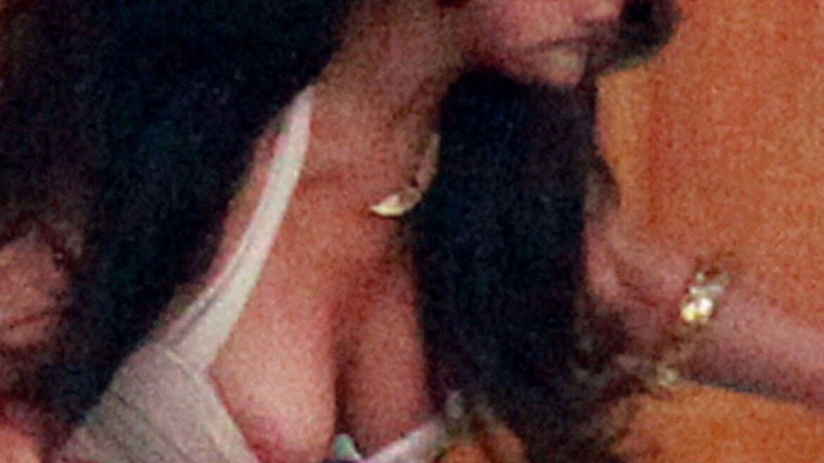 Το σέξι «ατύχημα» της Lindsay Lohan 