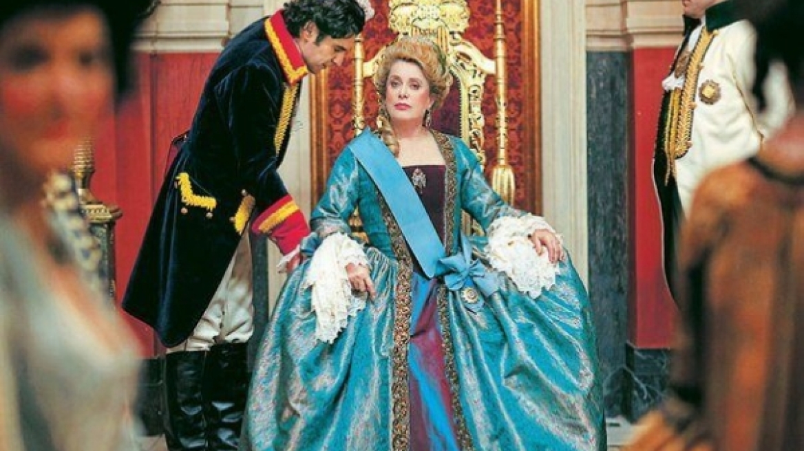 «Ο Θεός Αγαπάει το Χαβιάρι»: Η επιστροφή του Γιάννη Σμαραγδή