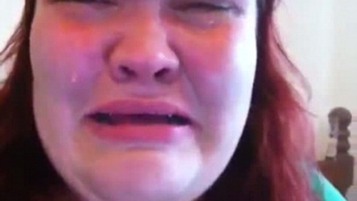 Φαν του Twilight σε υστερία για την απιστία της Stewart στον Pattinson!