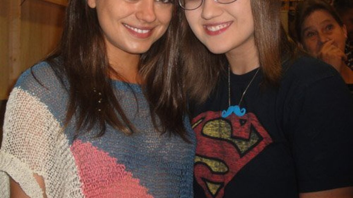 H Mila Kunis πήγε να δει τον Ashton Kutcher στα γυρίσματα