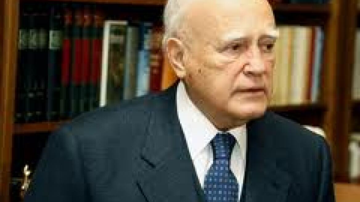 Κούρεμα 50% στο μισθό του Προέδρου της Δημοκρατίας