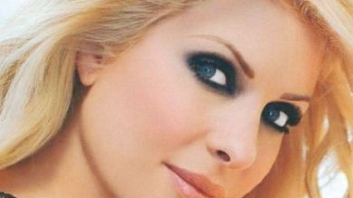 Tα «καυτά» δώρα της Sirina στην Ελένη Μενεγάκη