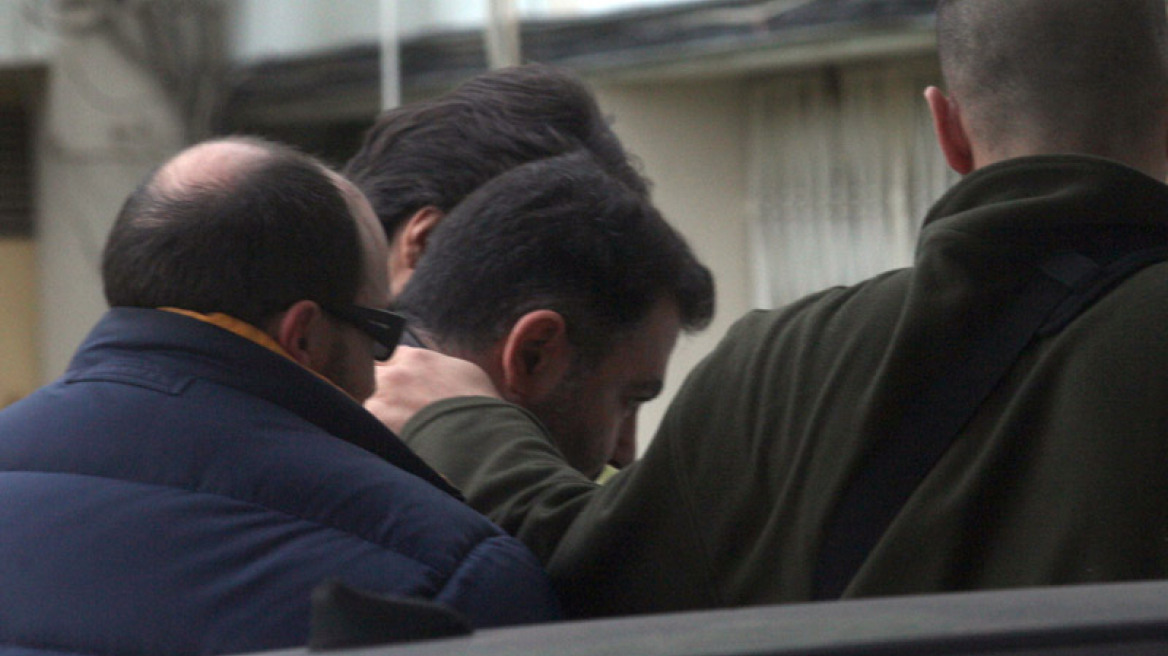 «Δομημένη ομάδα για τη διάπραξη κακουργημάτων»