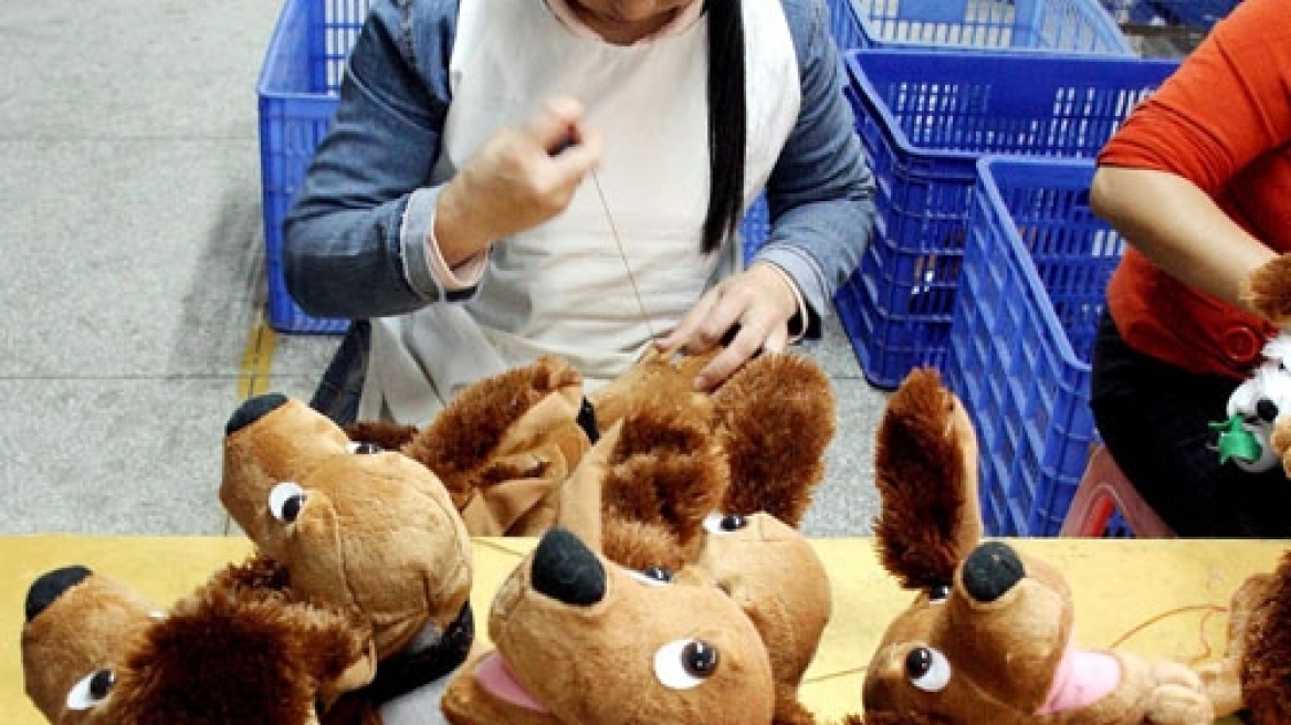 Παιχνίδι «έκρυβε» το σπαραχτικό μήνυμα Κινέζου εργάτη 