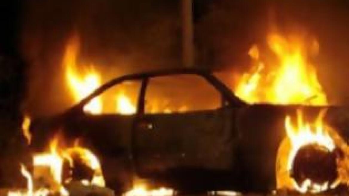 Έσπαζε και έκαιγε ότι  έβρισκε μπροστά του!