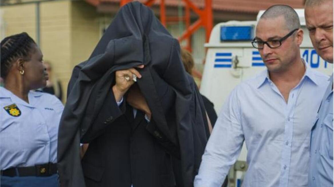 «Παρανοϊκός ο Πιστόριους», λέει ο νοτιοαφρικανικός Τύπος 