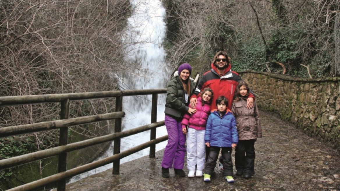 Αντώνης Βλοντάκης: Στον Παρνασσό με την οικογένεια