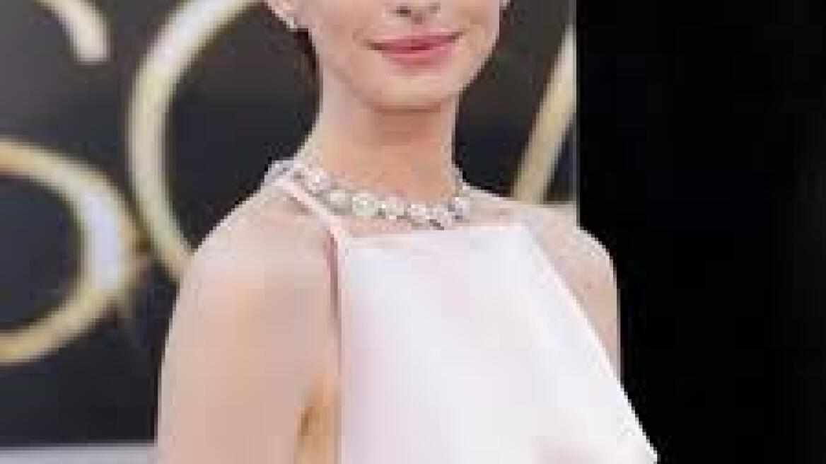 Στην Αν Χάθαγουεϊ το Όσκαρ Β' Γυναικείου Ρόλου 