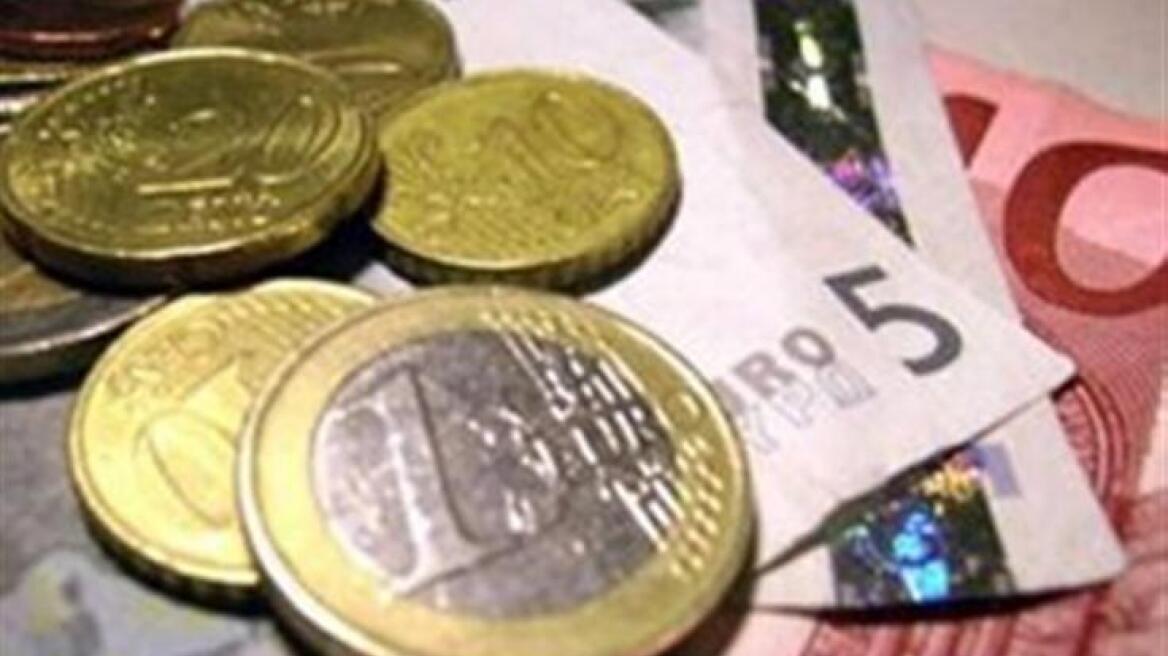 «Παγωμάρα» από την παγκόσμια πρώτη στο «κούρεμα» καταθέσεων