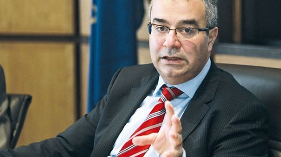 Επιμένουν για παραίτηση του Διοικητή της Κεντρικής Τράπεζας της Κύπρου