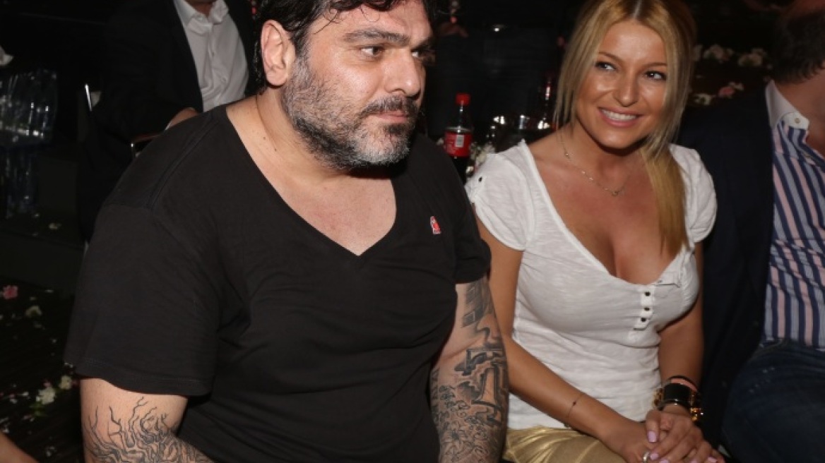 Τόνι Μαυρίδης: Στα μπουζούκια με την αγαπημένη του