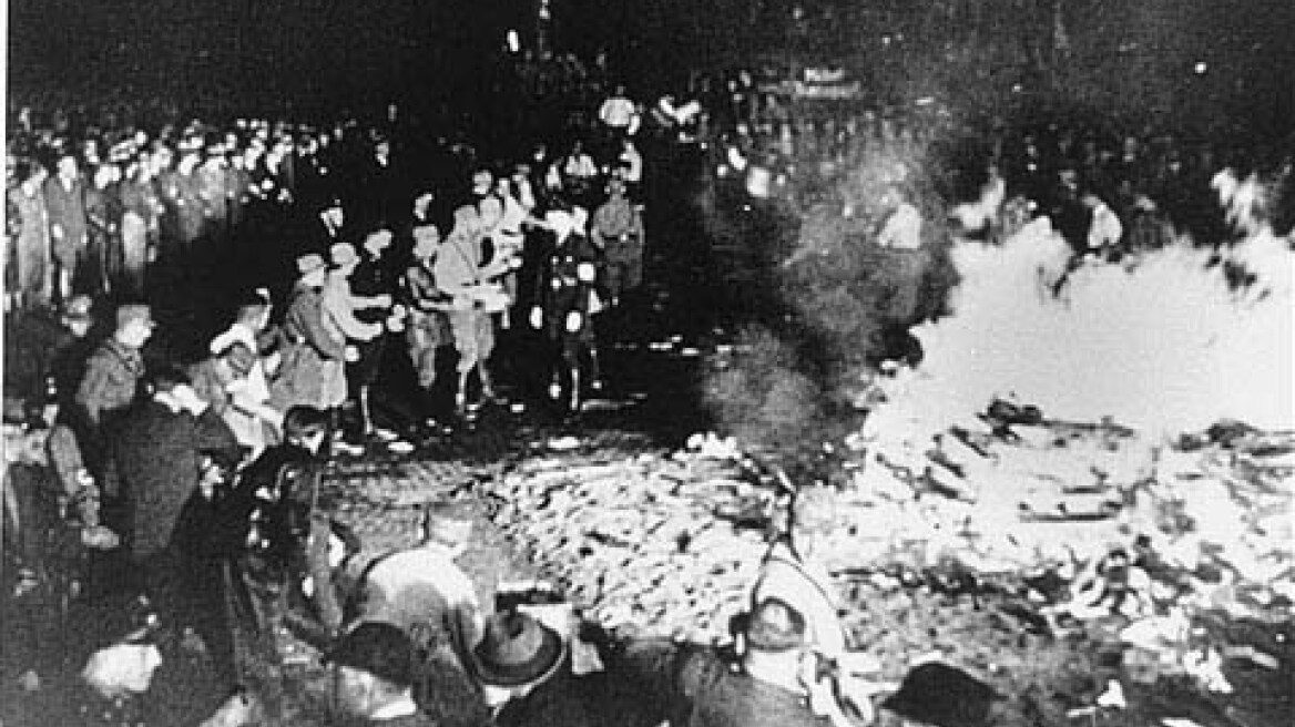 Ογδόντα χρόνια από την ημέρα που οι Ναζί έκαψαν χιλιάδες βιβλία