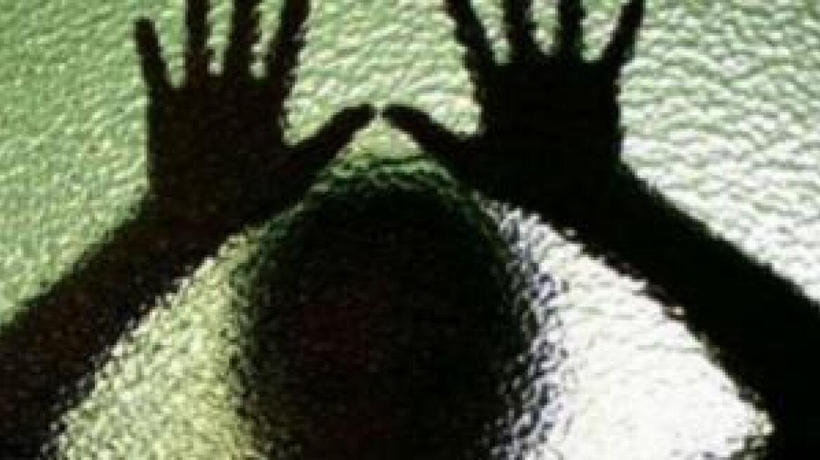 Συνελήφθη για ασέλγεια σε ανήλικο ο προπονητής της εθνικής ομάδας κρίκετ!