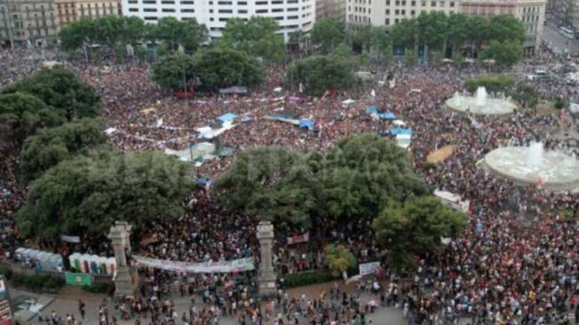 Ξανά στους δρόμους και τις πλατείες οι «Αγανακτισμένοι» της Ισπανίας 