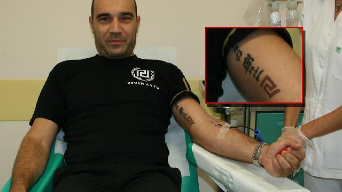 Ηλιόπουλος: «Χτύπησα» τατουάζ το «Sieg Heil» γιατί μου άρεσε η γραμματοσειρά