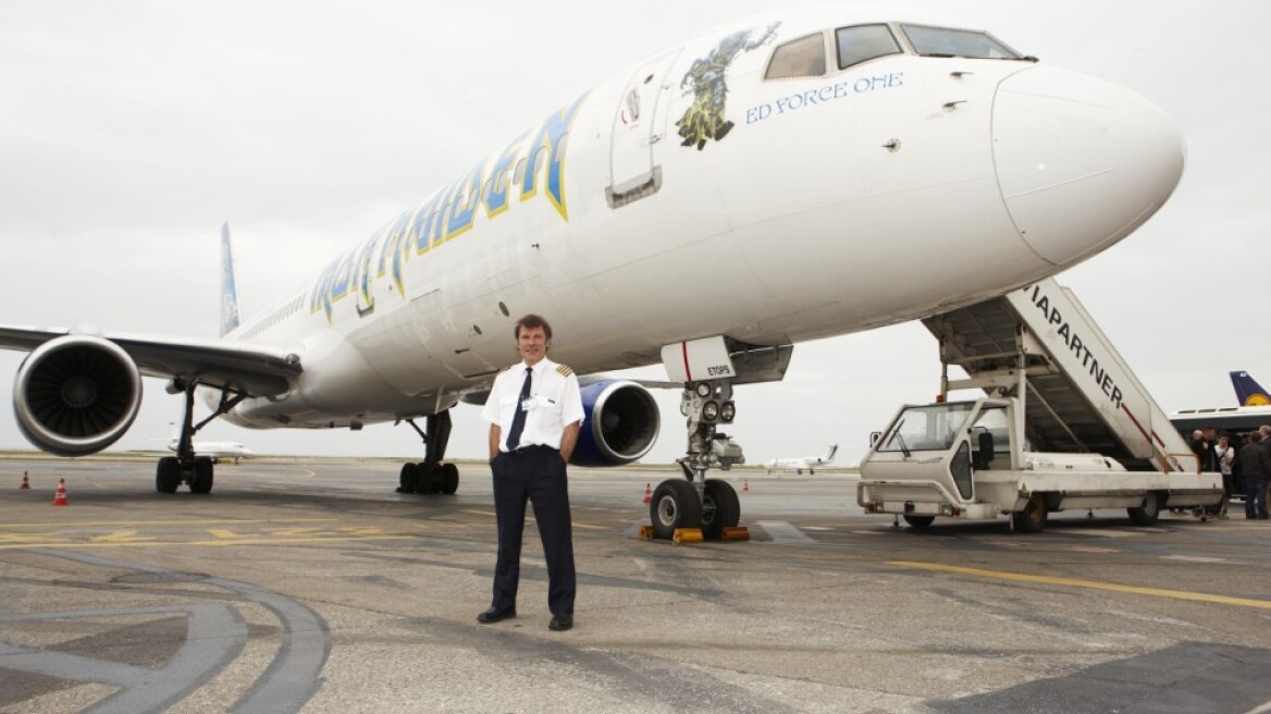 Ο «frontman» των Iron Maiden επισκευάζει αεροπλάνα!