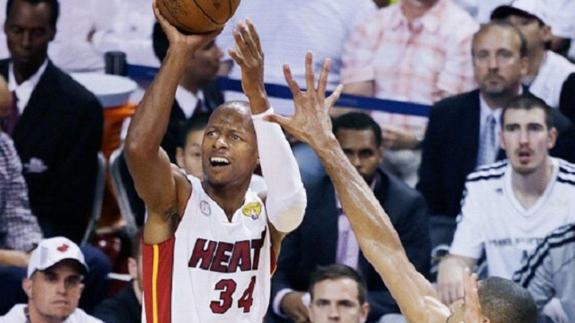 NBA: Επτάψυχοι οι Χιτ επικράτησαν 103-100 των Σπερς