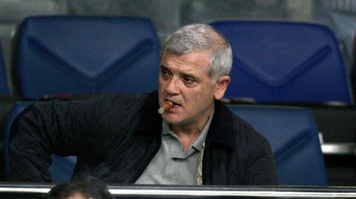 Μελισσανίδης: «Ο Σγουρός φοράει παντελόνια»