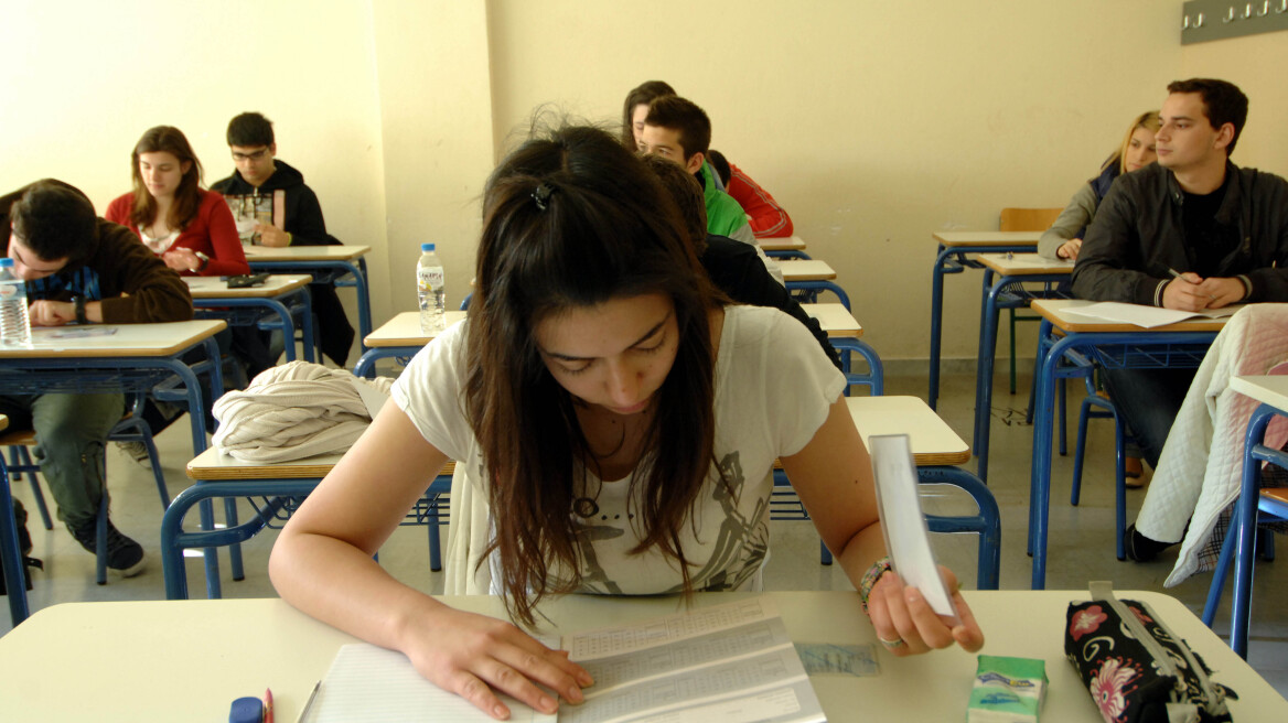 Τον Ιούλιο οι ανακοινώσεις για τις αλλαγές στο λύκειο και το εξεταστικό  